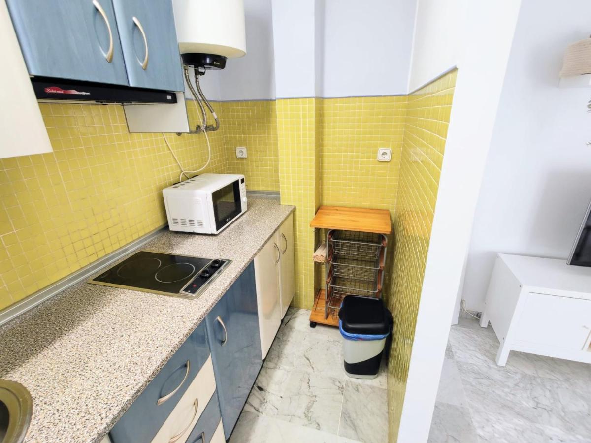 Apartamento Para Dos En San Bernardo Seville Exterior photo